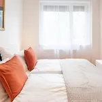 - Balcony - Modern Apartman Budapest