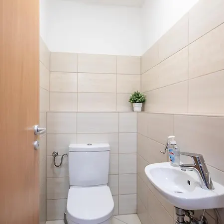 - Balcony - Modern Daire *