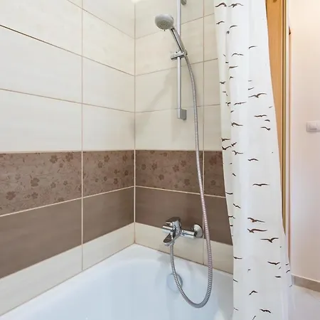 - Balcony - Modern Daire Budapeşte