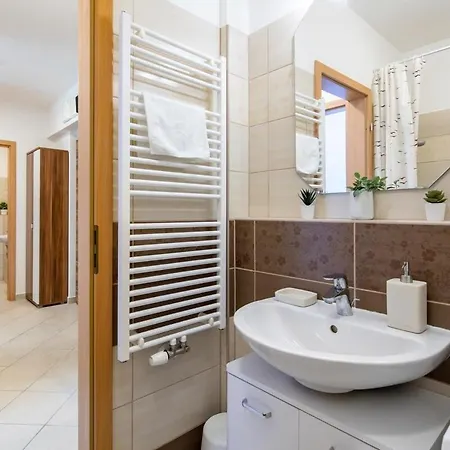 - Balcony - Modern Daire *