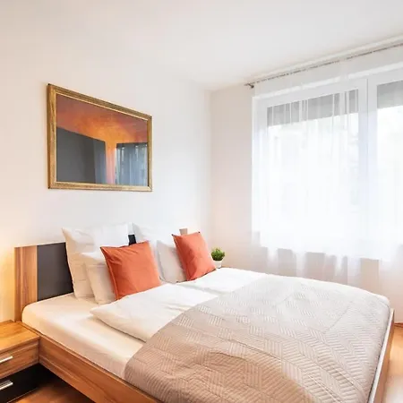 - Balcony - Modern * Budapest