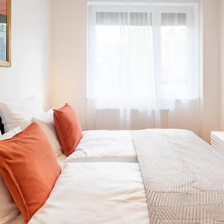 - Balcony - Modern Apartman Budapest