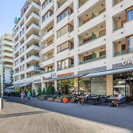- Balcony - Modern * Budapest